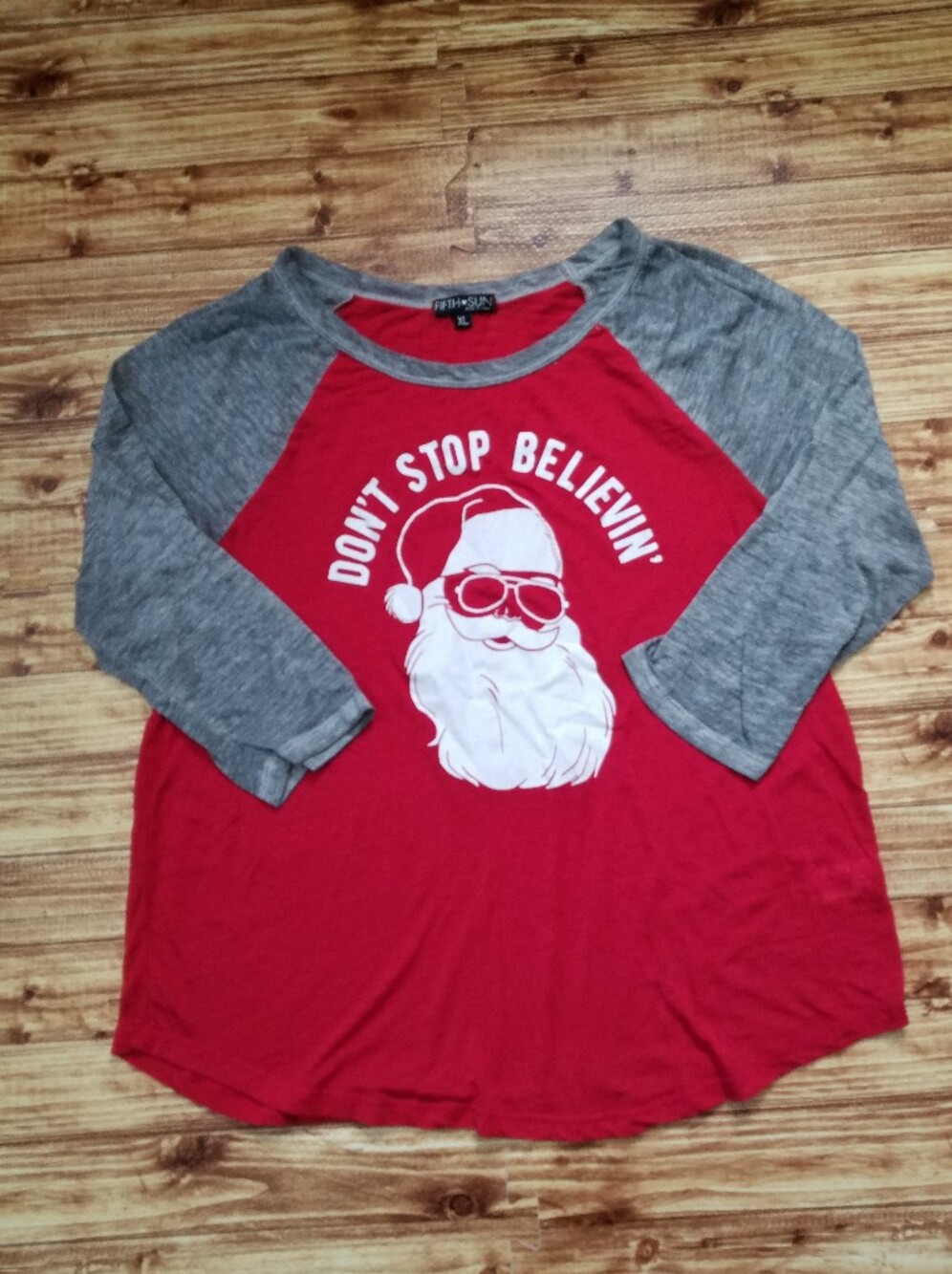 Fifth Sun Santa Don't Stop Believin' Christmas Burnout Raglan Shirt Women's XL